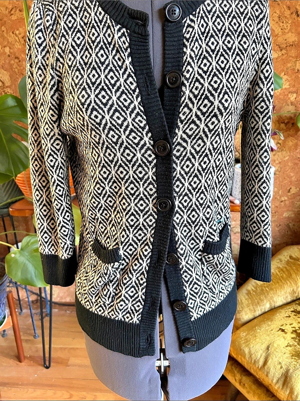 Billabong Geometric Cardigan in Black & White Size Medium ✨SO Cute✨EUC